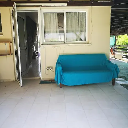 Daire Marina House Pafos